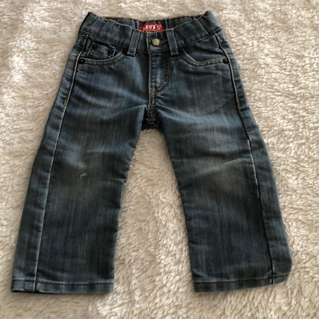 Brand New Levi 514 Slim Straight Jeans